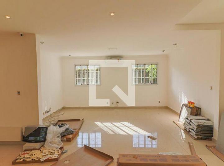 Casa à Venda – Butantã, 5 Quartos, 350 m² – São Paulo
