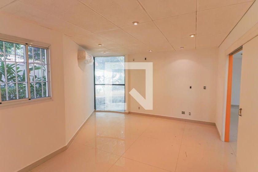 Casa à Venda – Butantã, 5 Quartos, 350 m² – São Paulo