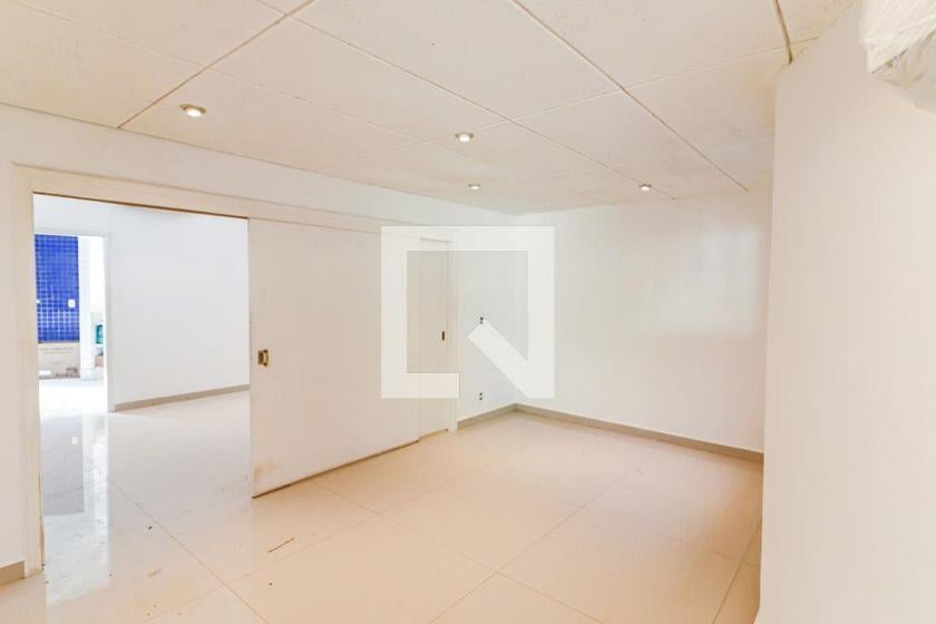 Casa à Venda – Butantã, 5 Quartos, 350 m² – São Paulo