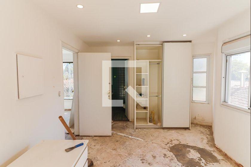 Casa à Venda – Butantã, 5 Quartos, 350 m² – São Paulo