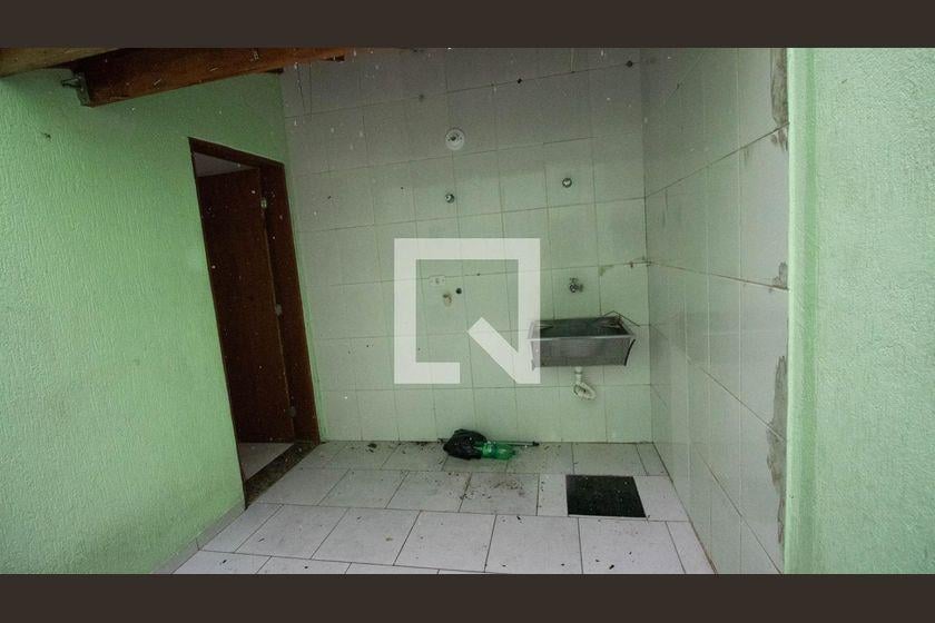 Casa à Venda – Parque São Domingos, 2 Quartos, 85 m² – São Paulo