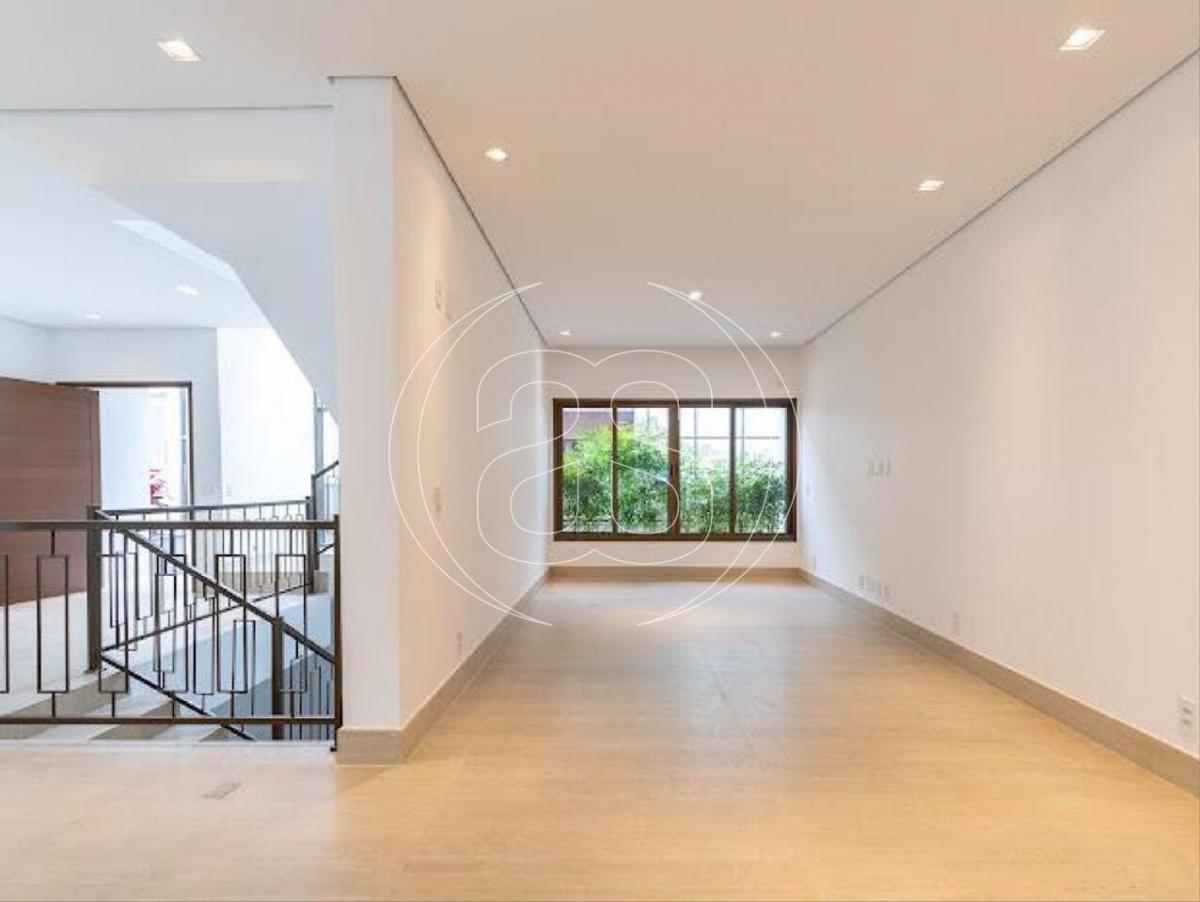 Casa de condomínio com 4 suítes na charmosa Rua Das Barcas no miolo do Alto da Boa Vista