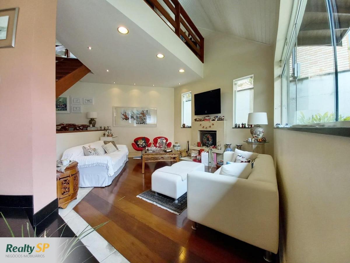 CASA JD. PRUDÊNCIA 425m² / 4 DORM (3 SUÍTES) / CHURRASQ./ FORNO DE PIZZA / 3 VAG