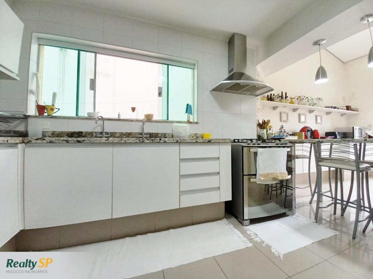 CASA JD. PRUDÊNCIA 425m² / 4 DORM (3 SUÍTES) / CHURRASQ./ FORNO DE PIZZA / 3 VAG