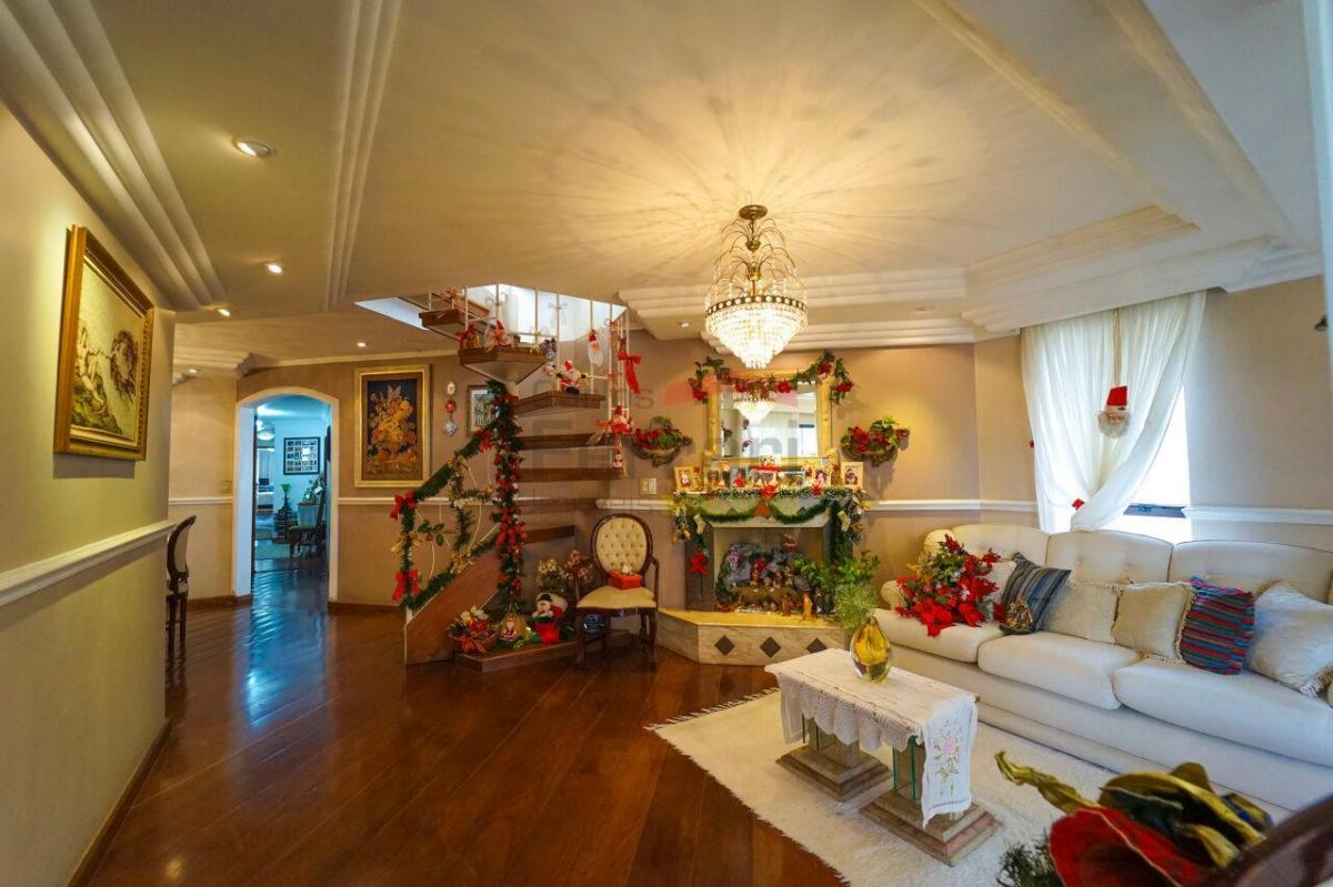 Cobertura Duplex de Alto Padrão 634 m² Alto de Santana