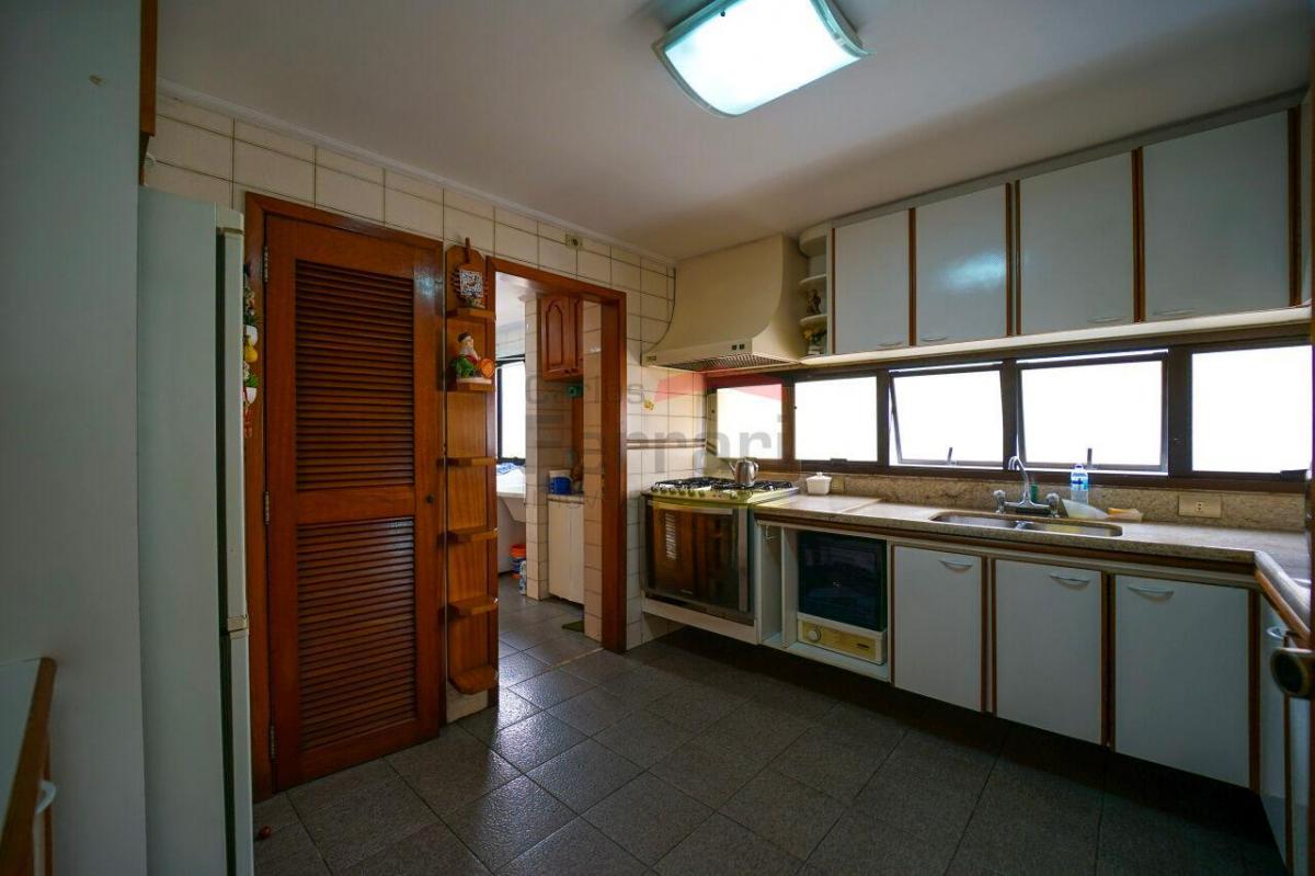 Cobertura Duplex de Alto Padrão 634 m² Alto de Santana