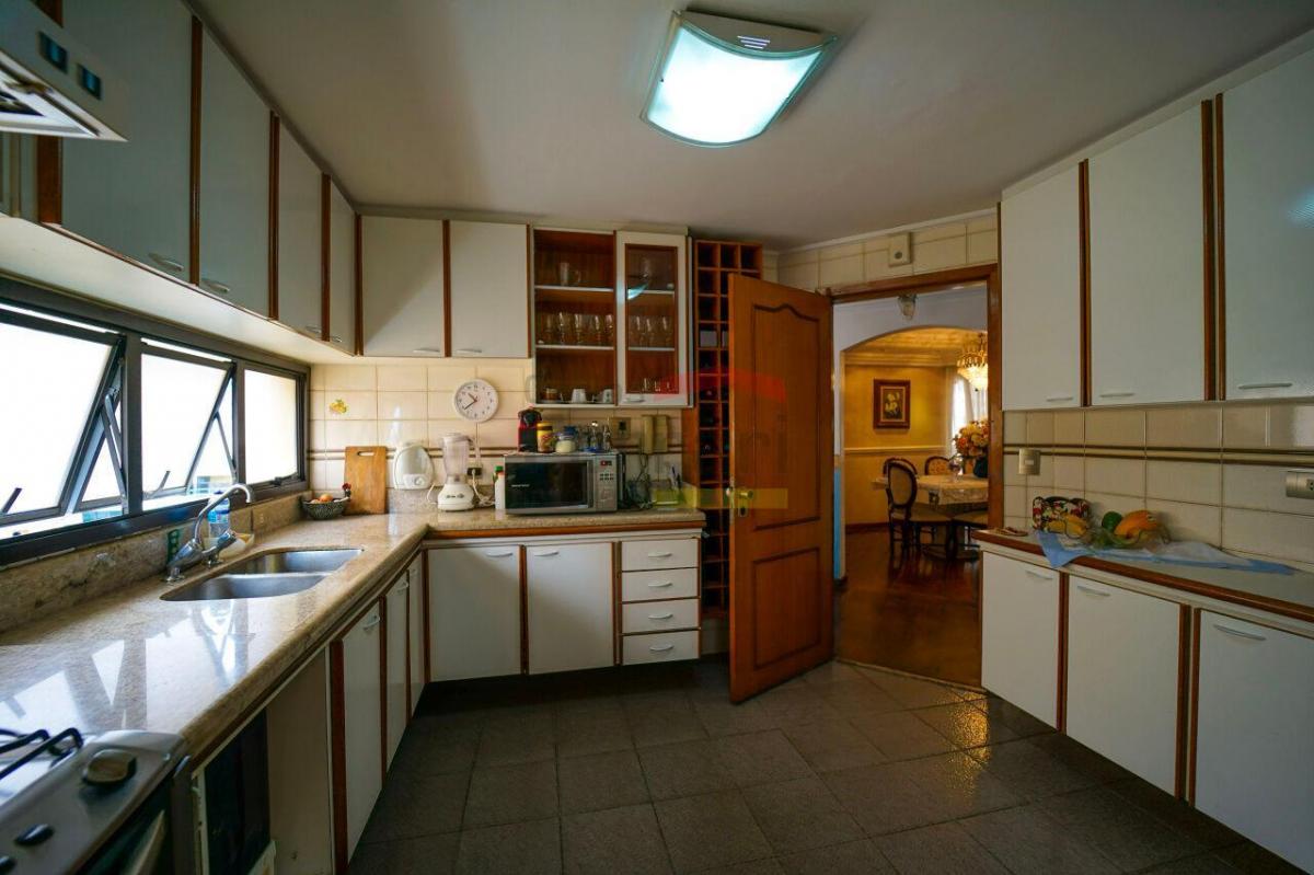 Cobertura Duplex de Alto Padrão 634 m² Alto de Santana