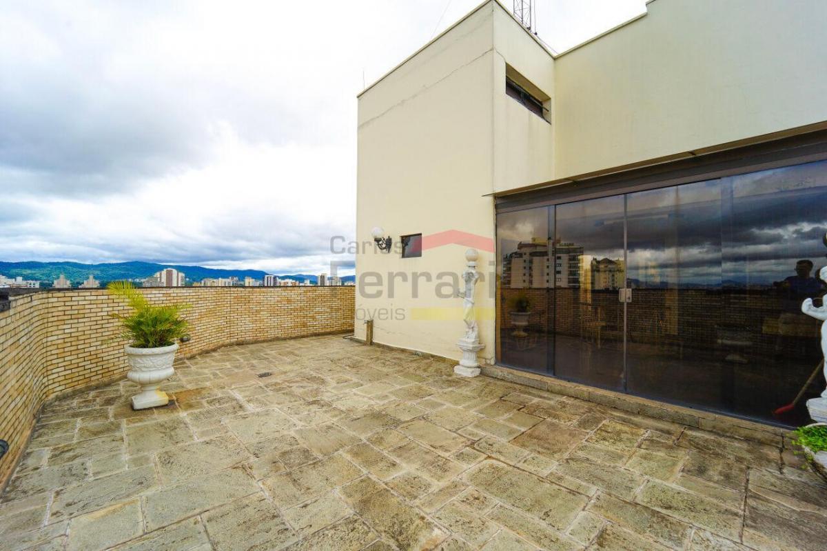 Cobertura Duplex de Alto Padrão 634 m² Alto de Santana