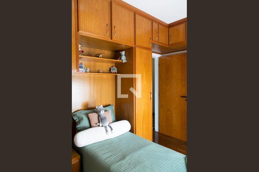 Apartamento à Venda – Santana, 4 Quartos, 220 m² – São Paulo