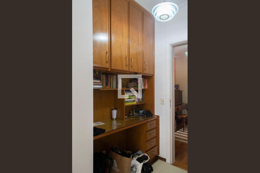 Apartamento à Venda – Santana, 4 Quartos, 220 m² – São Paulo