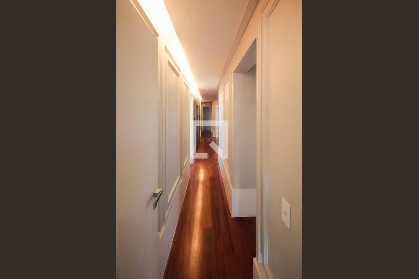 Apartamento à Venda – Aclimação, 5 Quartos, 508 m² – São Paulo