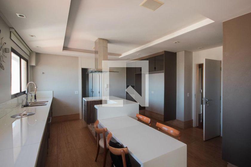 Apartamento à Venda – Aclimação, 5 Quartos, 508 m² – São Paulo