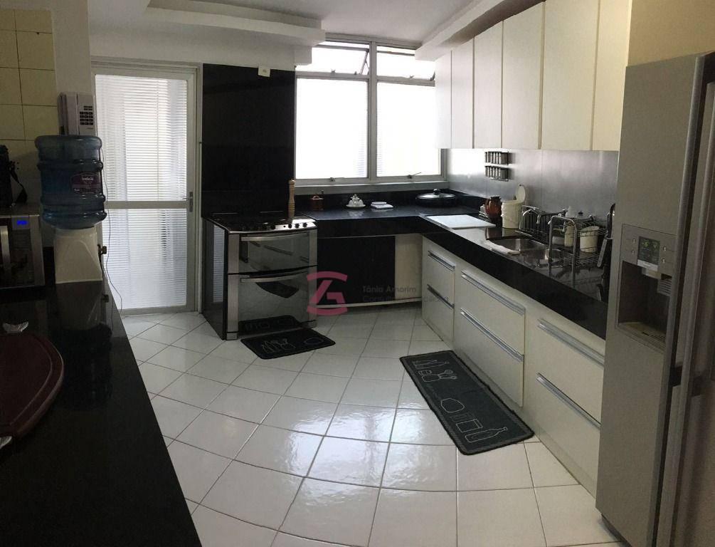 Apartamento com 3 dormitórios para alugar, 200 m² – Perdizes – São Paulo/SP