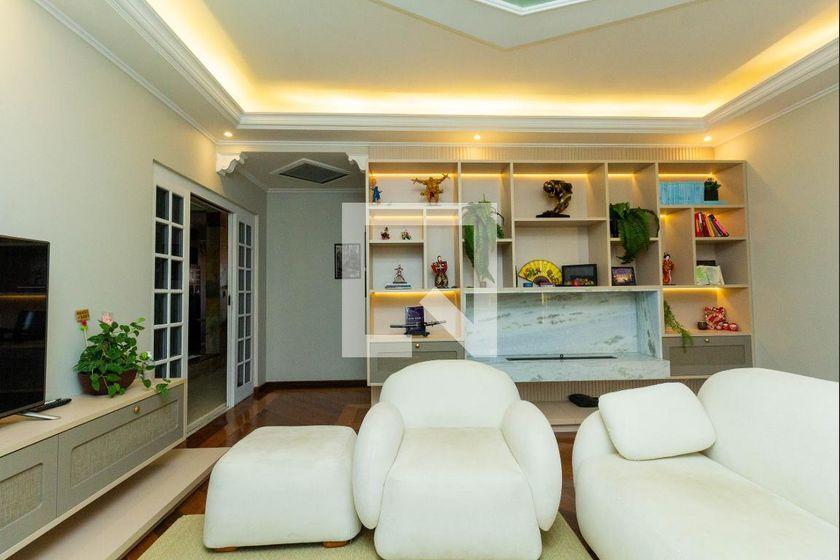 Casa à Venda – Ermelino Matarazzo, 6 Quartos, 450 m² – São Paulo