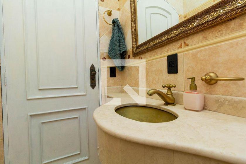Casa à Venda – Ermelino Matarazzo, 6 Quartos, 450 m² – São Paulo