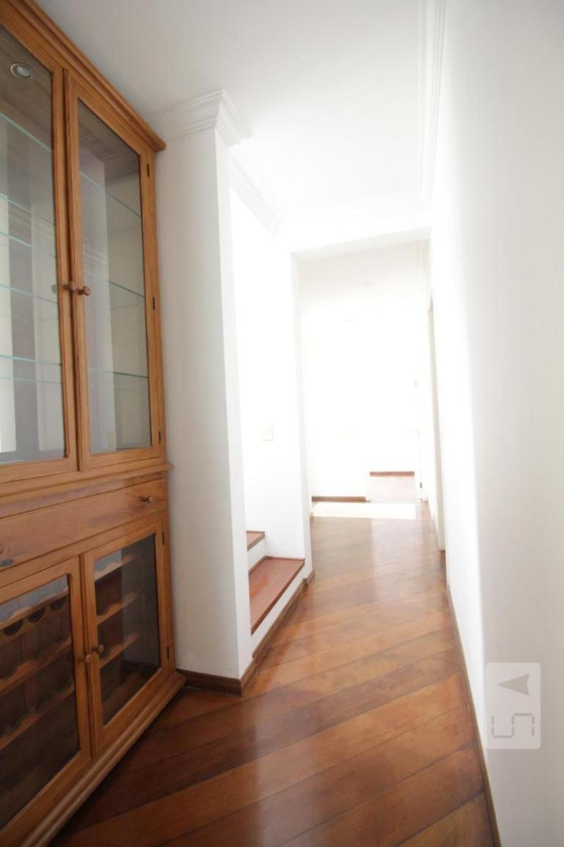 Casa à Venda – Morumbi, 4 Quartos, 350 m² – São Paulo
