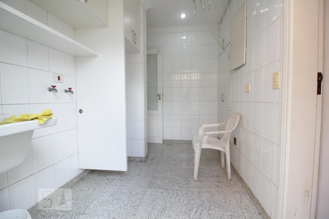 Casa à Venda – Morumbi, 4 Quartos, 350 m² – São Paulo