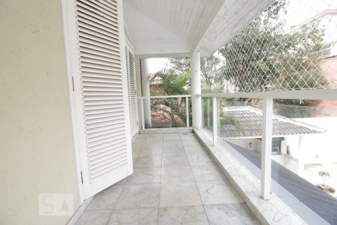 Casa à Venda – Morumbi, 4 Quartos, 350 m² – São Paulo
