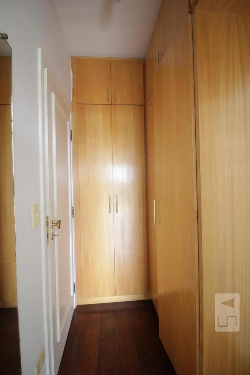 Casa à Venda – Morumbi, 4 Quartos, 350 m² – São Paulo