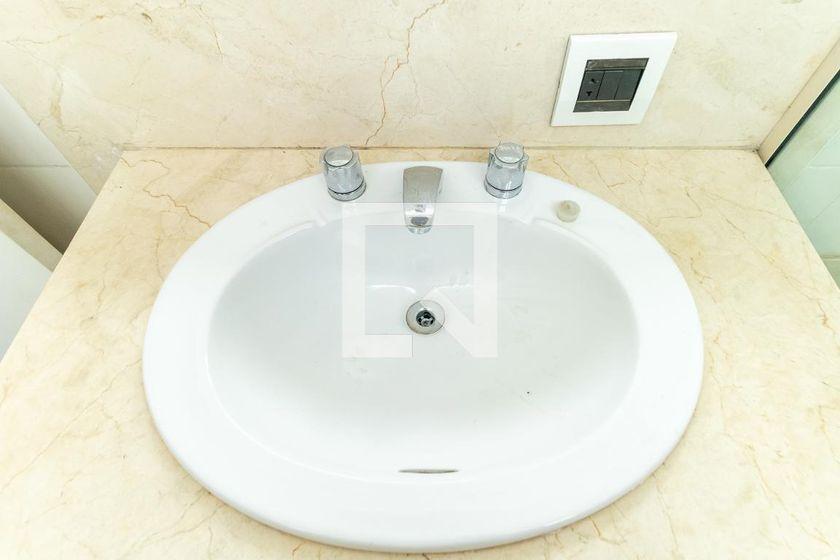 Apartamento à Venda – Jardim Europa, 2 Quartos, 235 m² – São Paulo