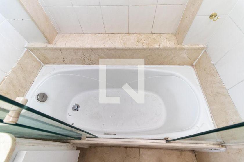 Apartamento à Venda – Jardim Europa, 2 Quartos, 235 m² – São Paulo