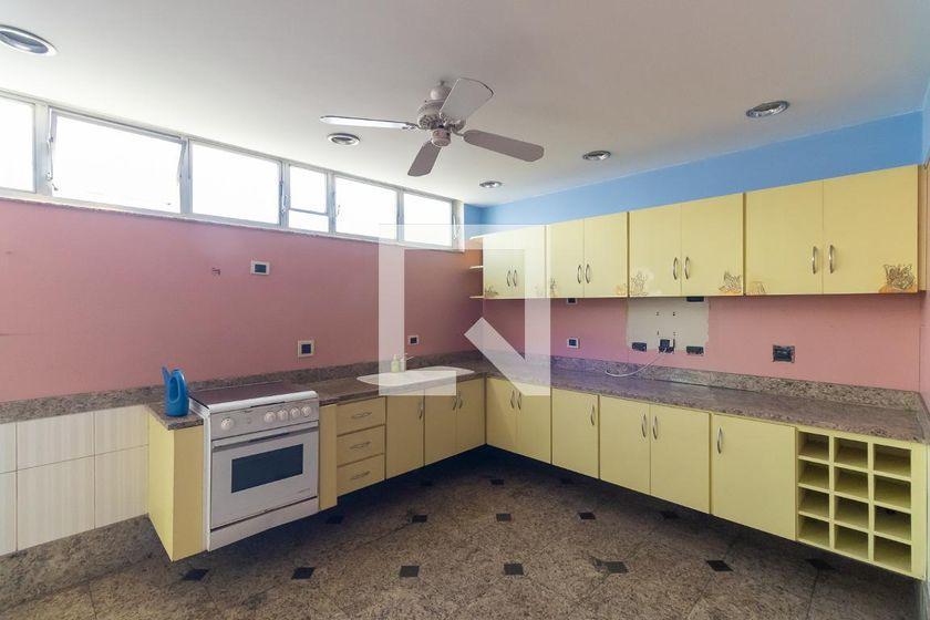 Apartamento à Venda – Jardim Europa, 2 Quartos, 235 m² – São Paulo