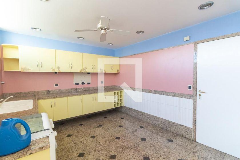 Apartamento à Venda – Jardim Europa, 2 Quartos, 235 m² – São Paulo