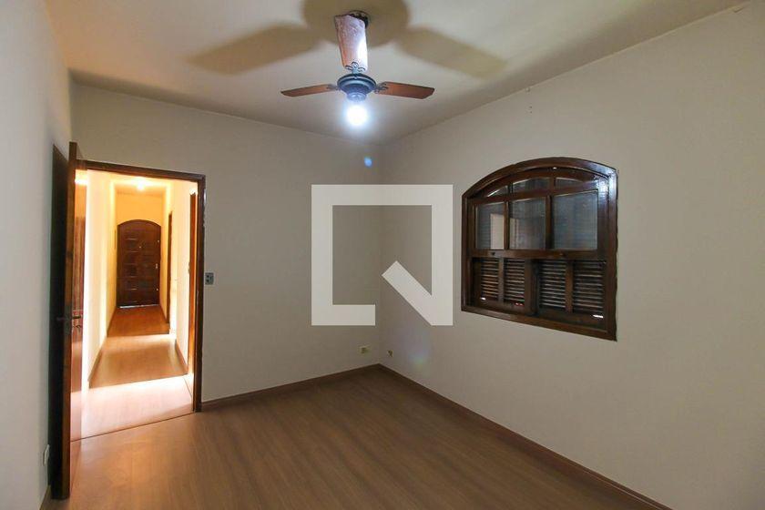 Casa à Venda – Sapopemba, 2 Quartos, 80 m² – São Paulo