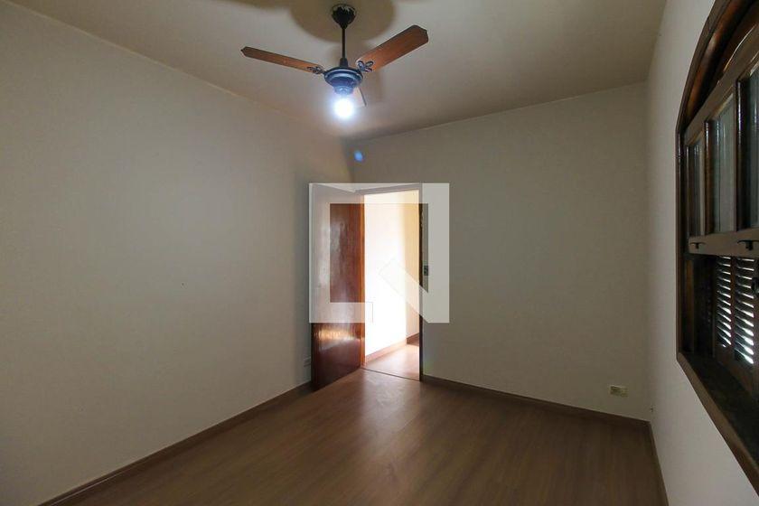 Casa à Venda – Sapopemba, 2 Quartos, 80 m² – São Paulo