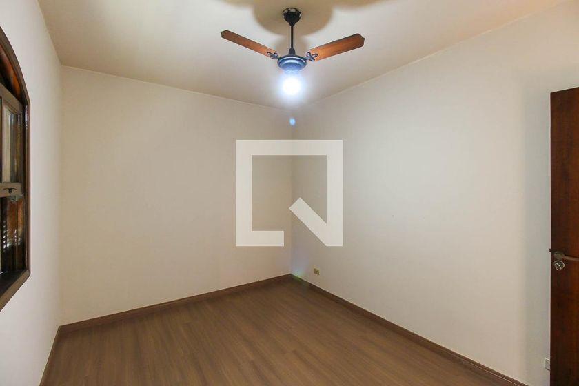 Casa à Venda – Sapopemba, 2 Quartos, 80 m² – São Paulo