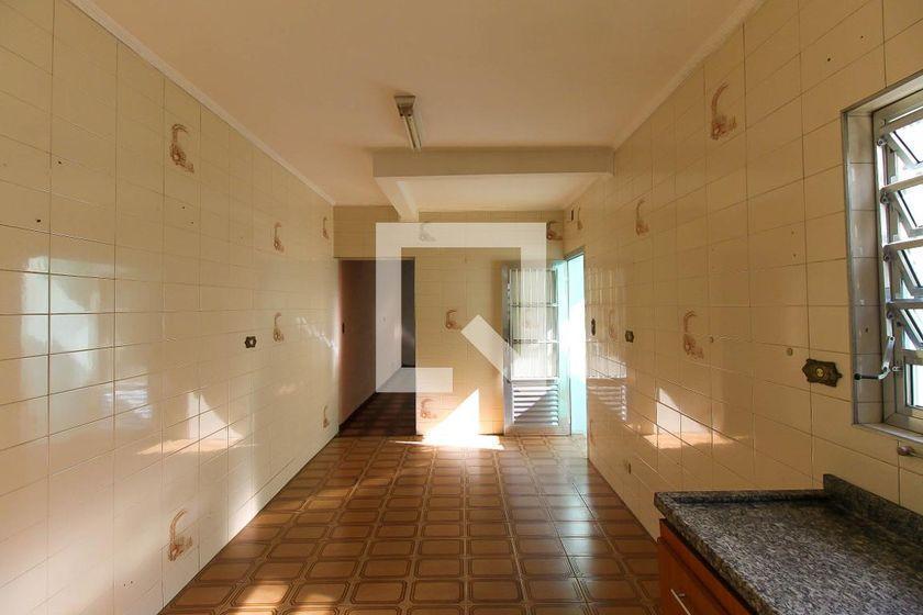 Casa à Venda – Sapopemba, 2 Quartos, 80 m² – São Paulo
