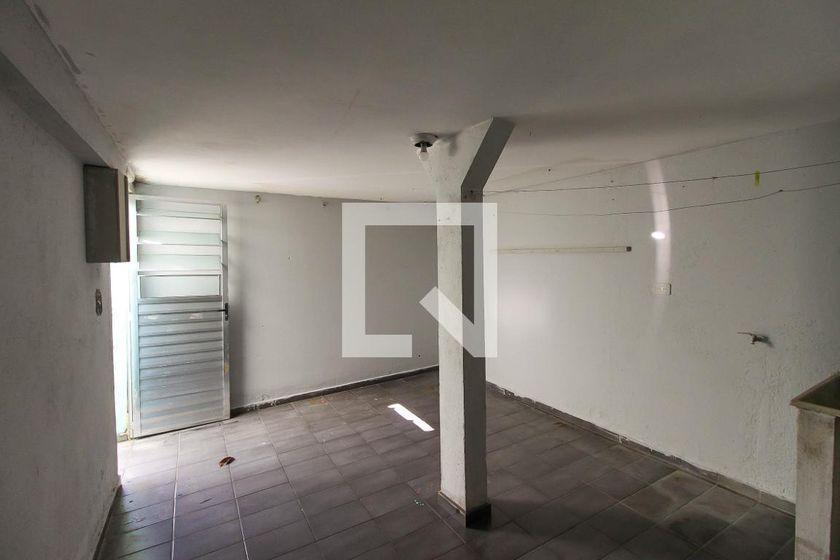 Casa à Venda – Sapopemba, 2 Quartos, 80 m² – São Paulo