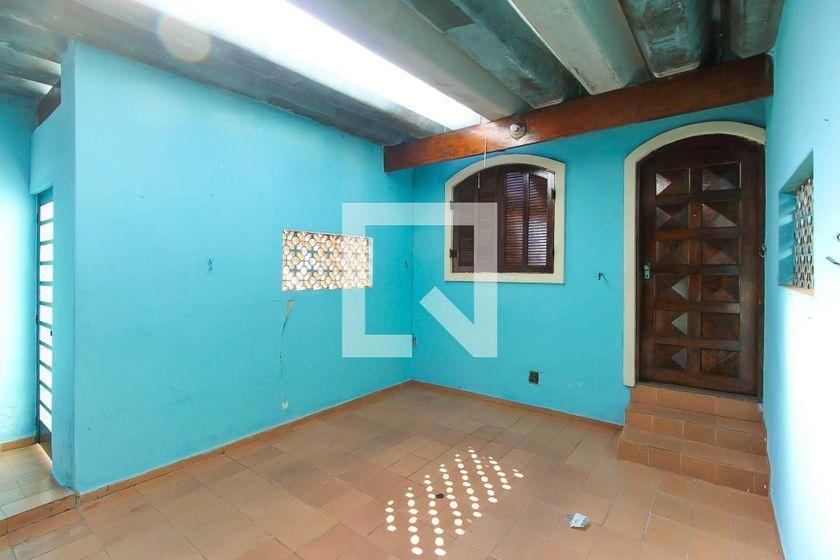 Casa à Venda – Sapopemba, 2 Quartos, 80 m² – São Paulo