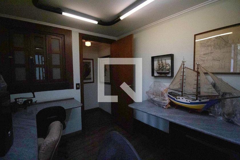 Casa à Venda – Paraíso, 4 Quartos, 400 m² – São Paulo