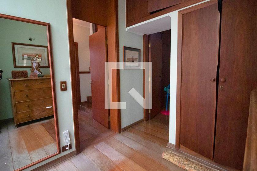 Casa à Venda – Paraíso, 4 Quartos, 400 m² – São Paulo