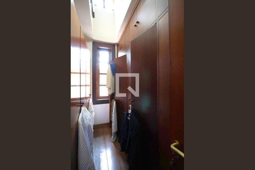 Casa à Venda – Paraíso, 4 Quartos, 400 m² – São Paulo