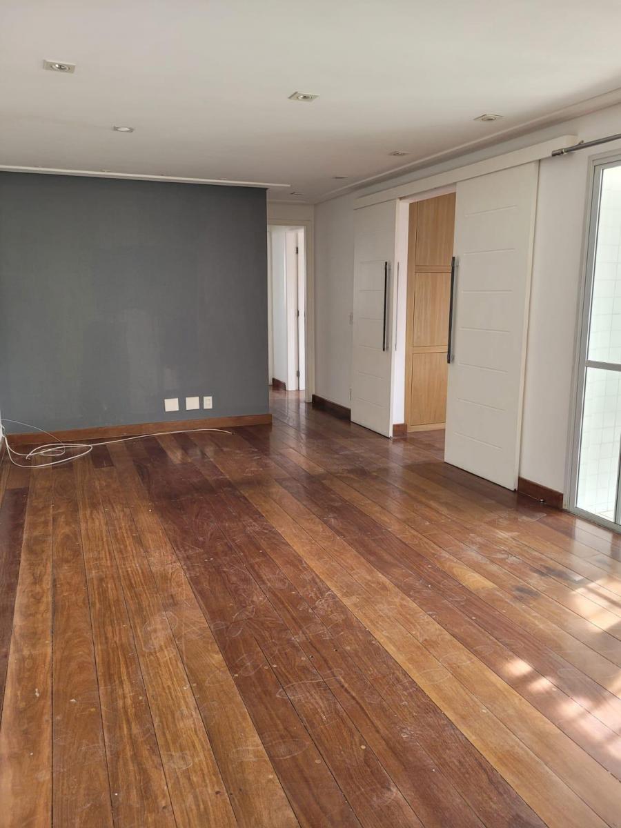 COBERTURA NA VILA SÃO FRANCISCO, PARA LOCAÇÃO!