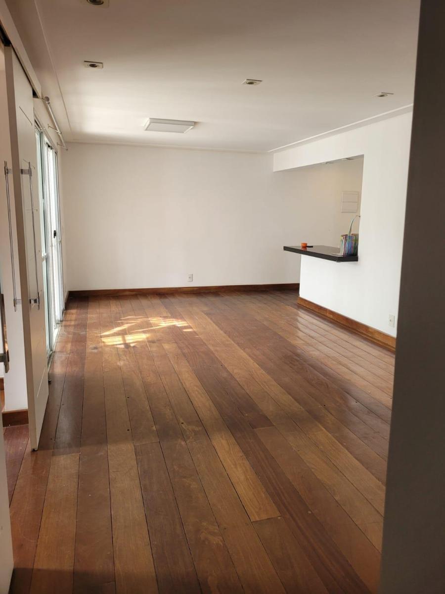 COBERTURA NA VILA SÃO FRANCISCO, PARA LOCAÇÃO!