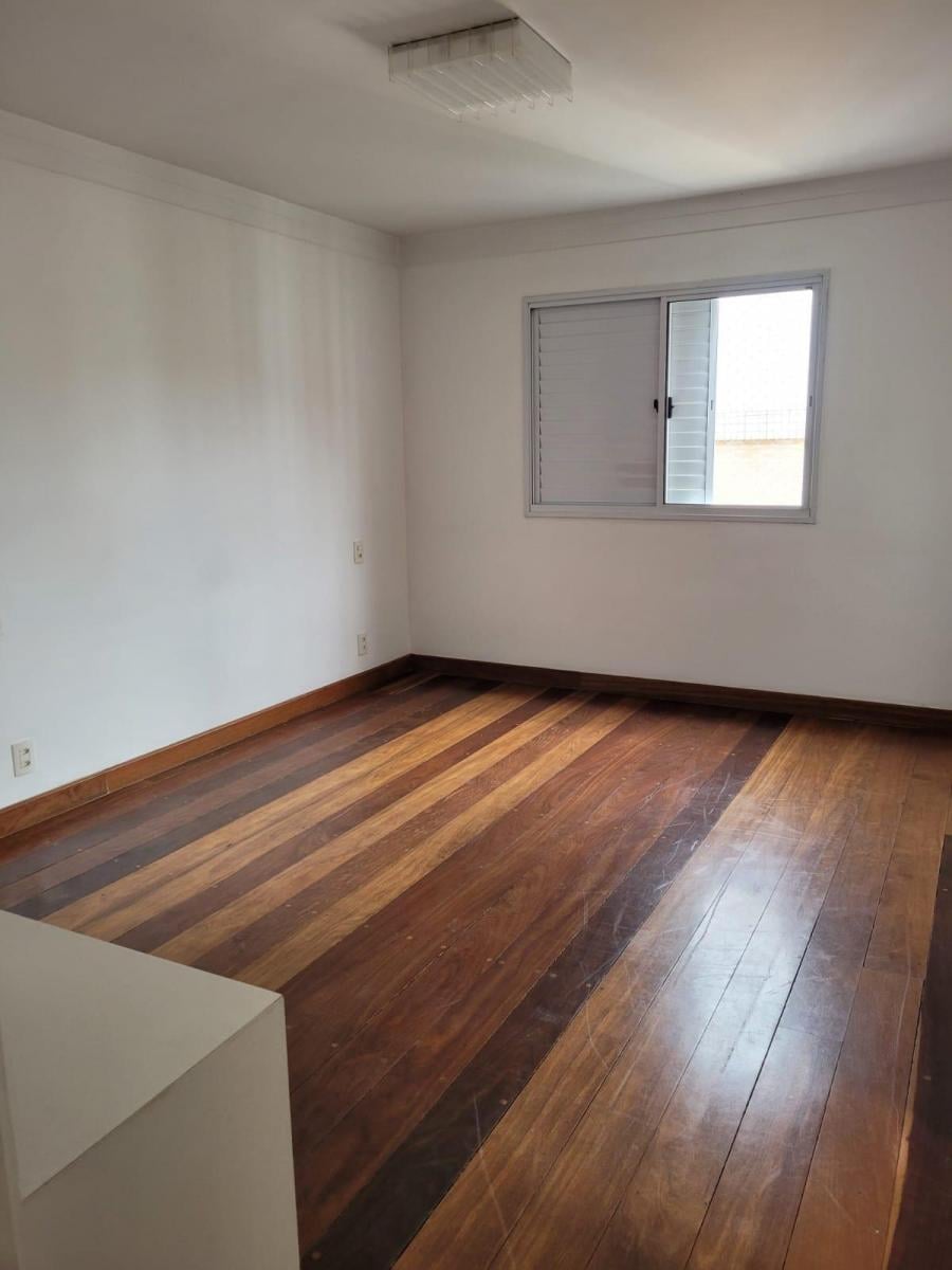 COBERTURA NA VILA SÃO FRANCISCO, PARA LOCAÇÃO!