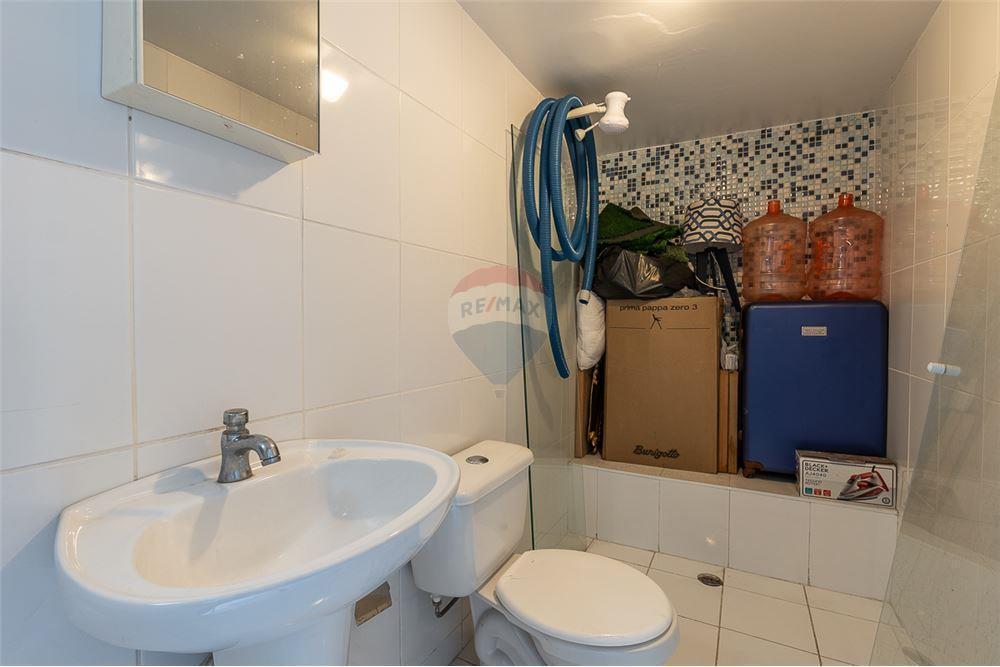 Casa com Piscina com 4 Quartos, 2 Suítes e Edícula com 2 quartos e 1 suíte na Penha em São Paulo