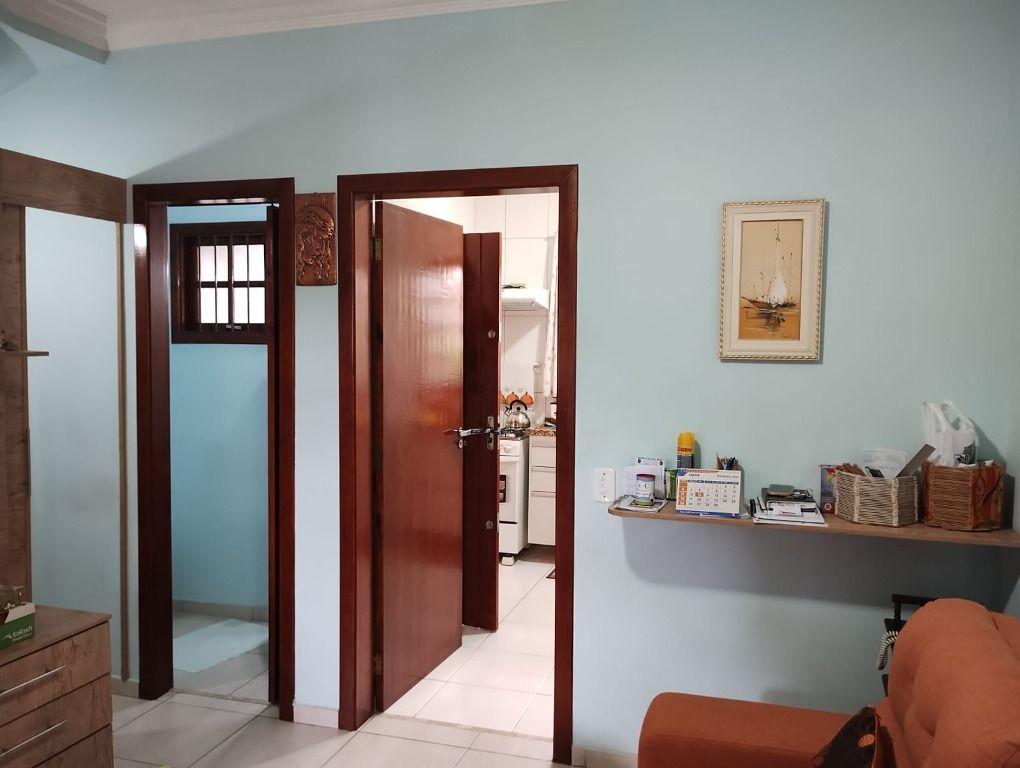Lindo sobrado na Vila Borges