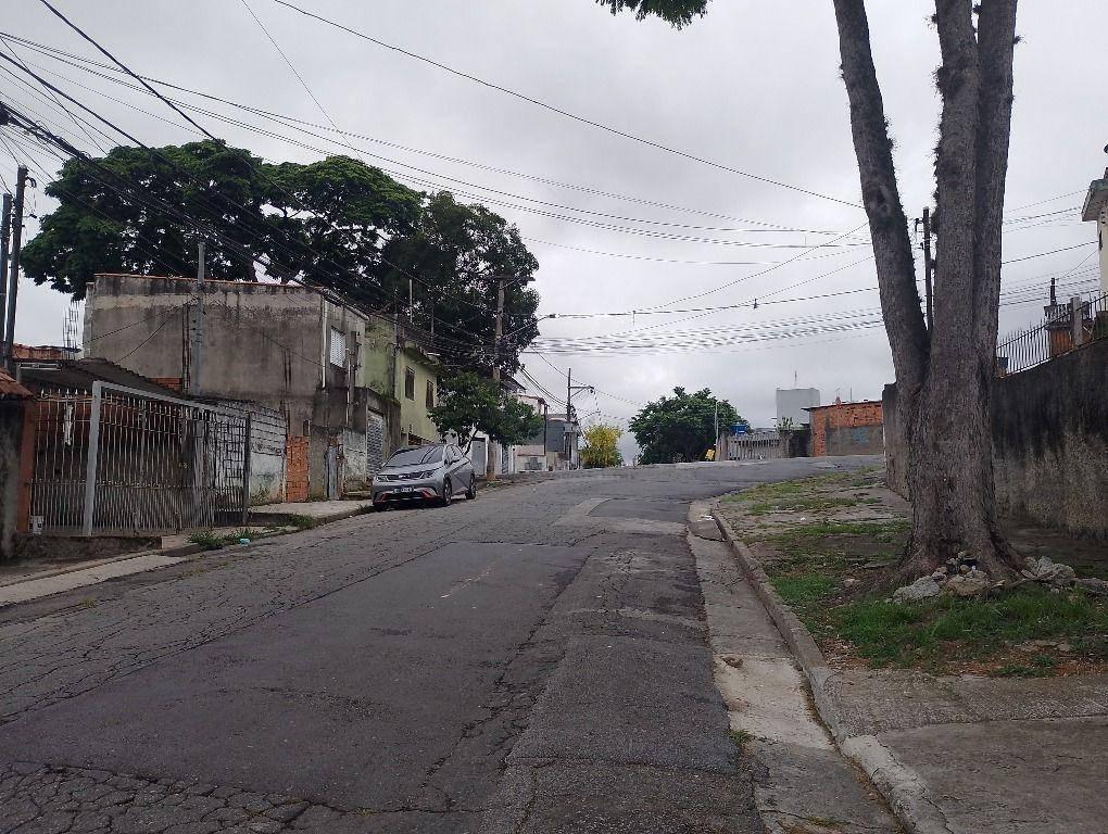 Lindo sobrado na Vila Borges
