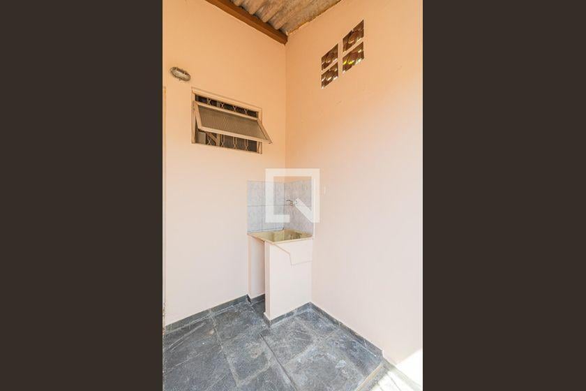 Casa à Venda – Vila Mazzei, 2 Quartos, 85 m² – São Paulo