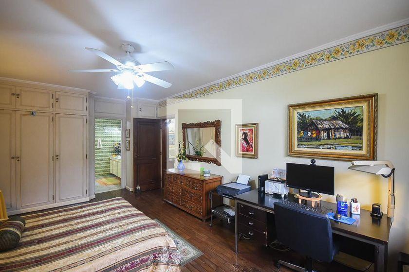 Casa à Venda – Morumbi, 4 Quartos, 519 m² – São Paulo