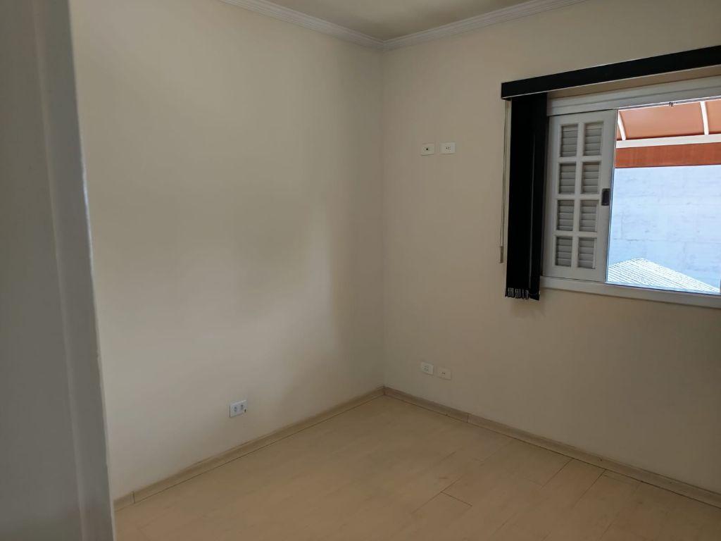 Sobrado para Alugar no Jaguare – 4 Dormitorios e Quintal