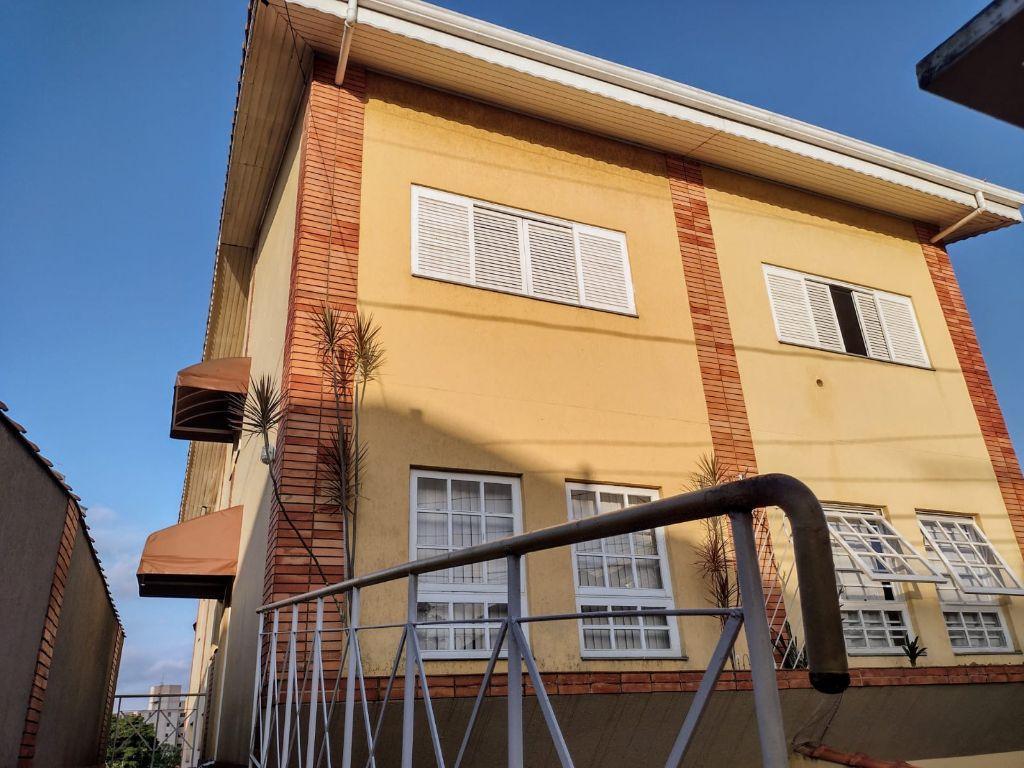Sobrado para Alugar no Jaguare – 4 Dormitorios e Quintal