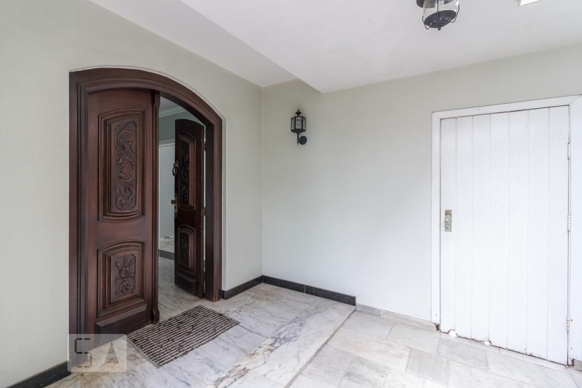 Casa à Venda – Higienópolis, 4 Quartos, 478 m² – São Paulo