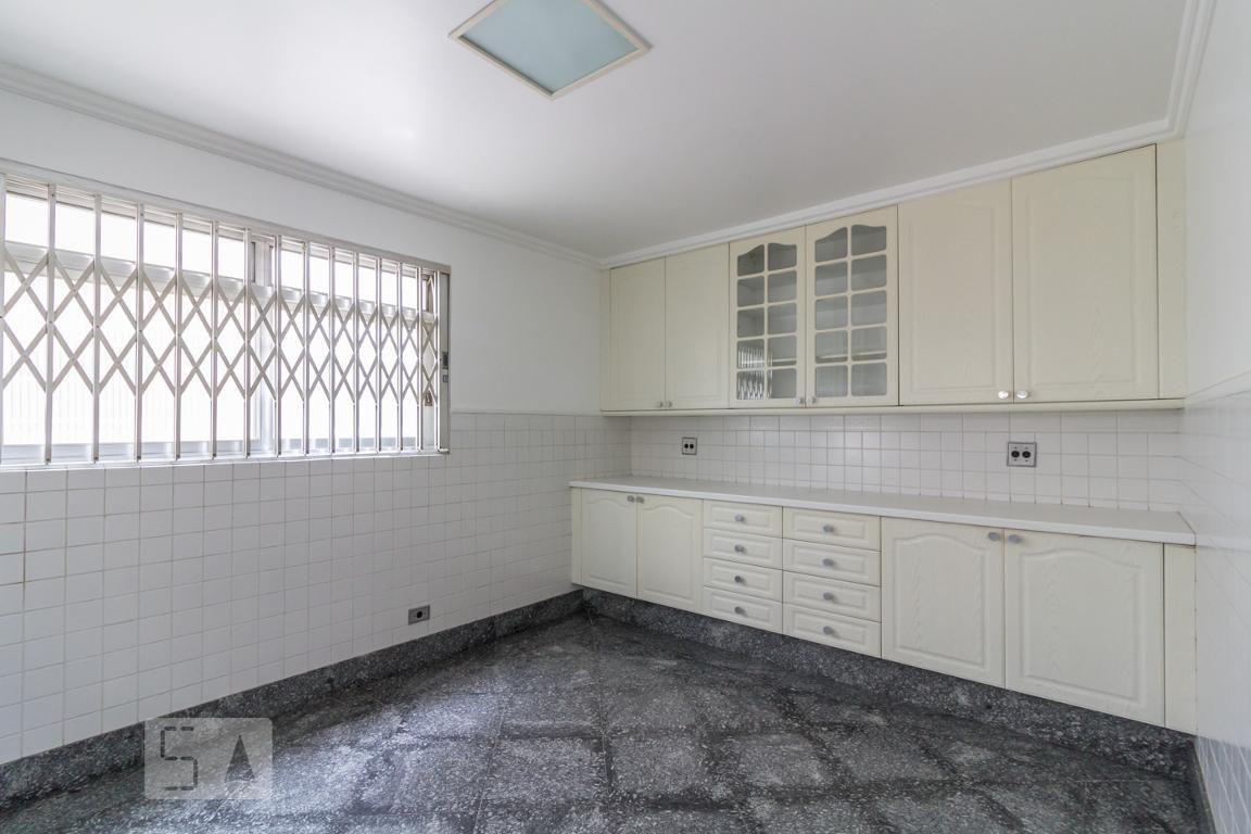Casa à Venda – Higienópolis, 4 Quartos, 478 m² – São Paulo