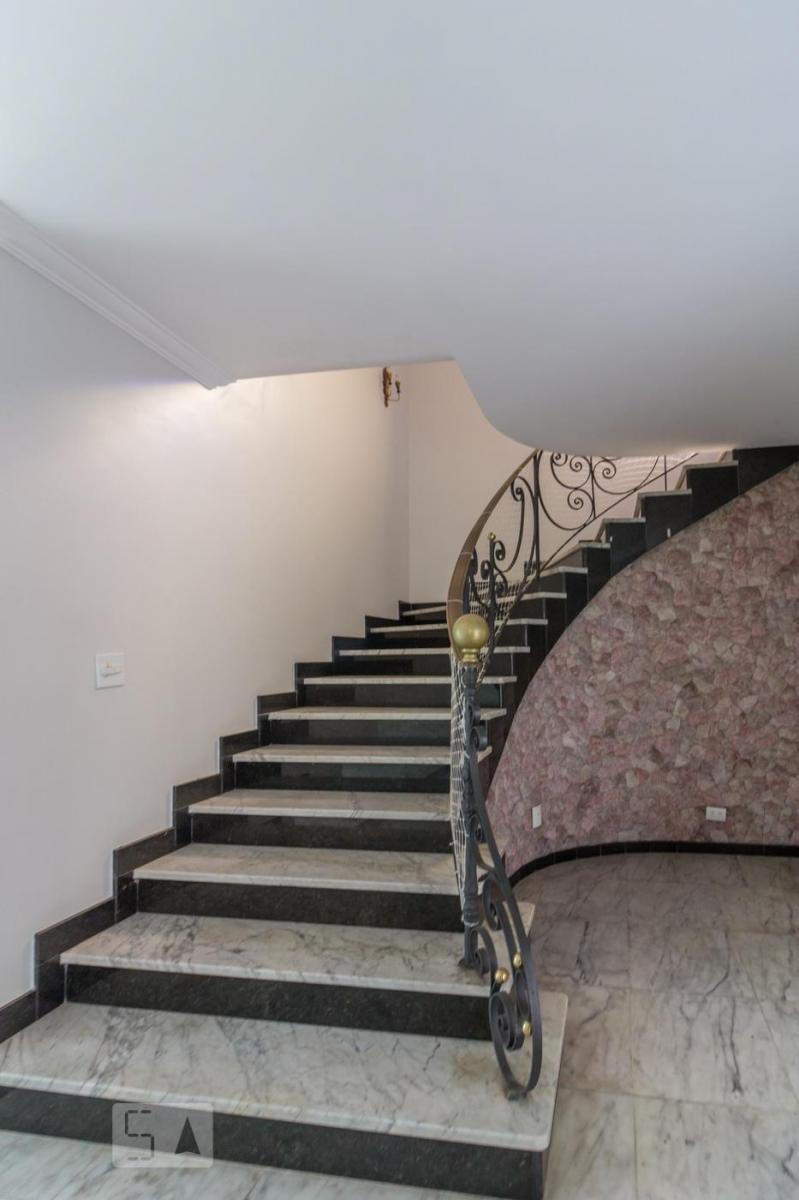 Casa à Venda – Higienópolis, 4 Quartos, 478 m² – São Paulo