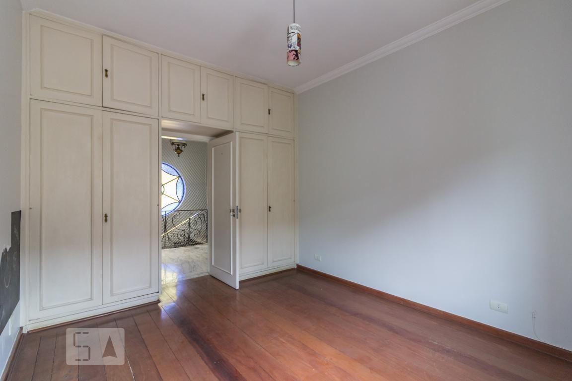 Casa à Venda – Higienópolis, 4 Quartos, 478 m² – São Paulo